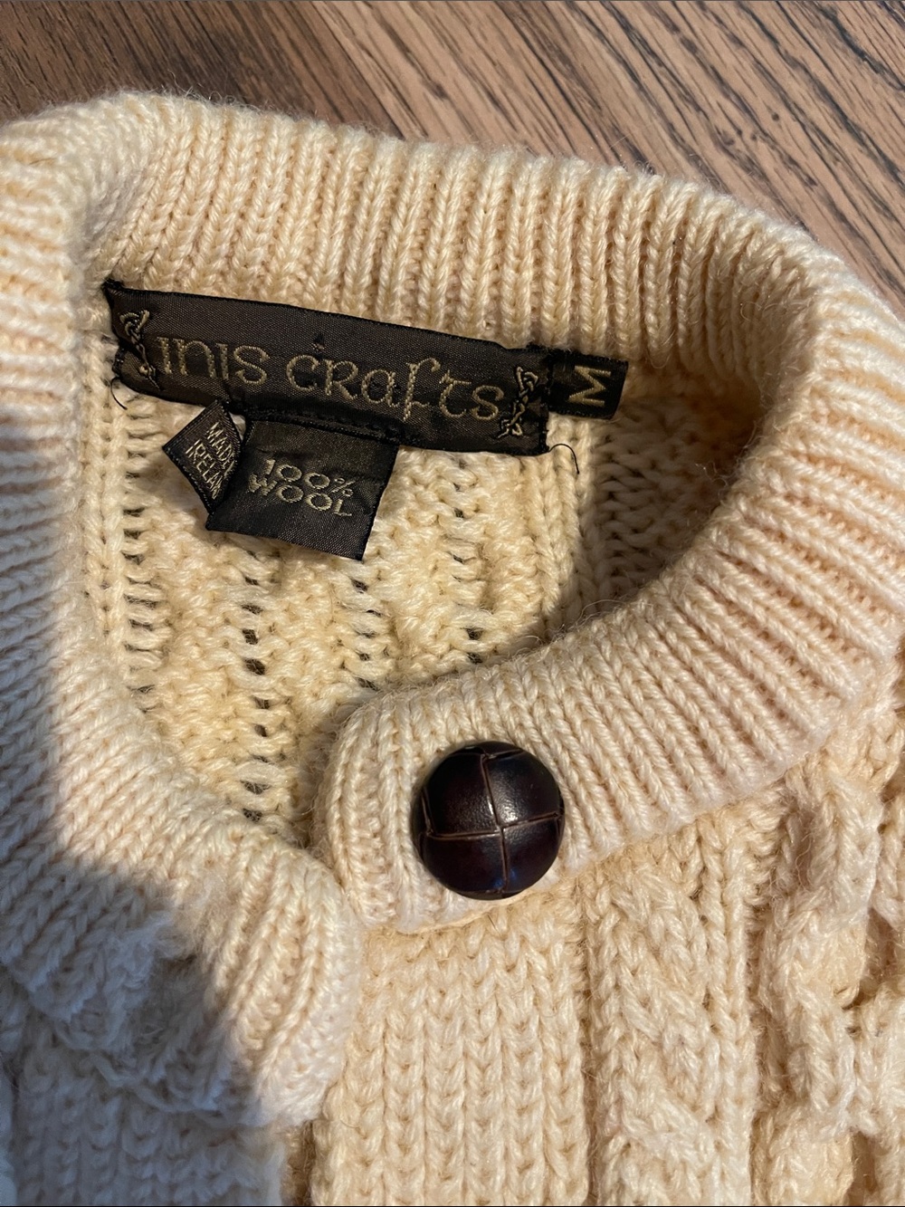 Inis Crafts Irish Wool Cable Knit Cardigan M - Picture 2 of 7